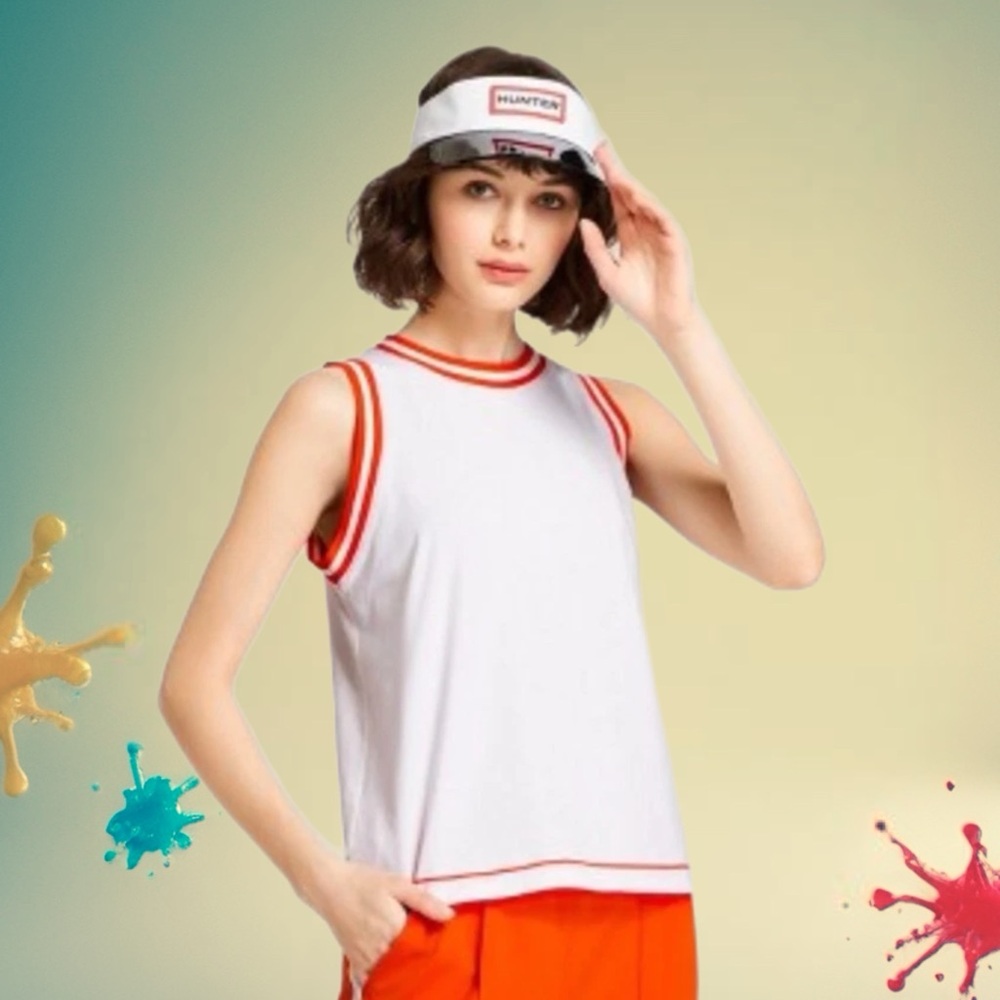 Hunter White and Red Sleeveless Tank Top